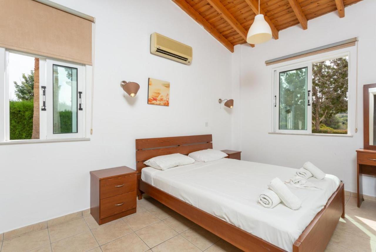 Villa Chrysanthemum *