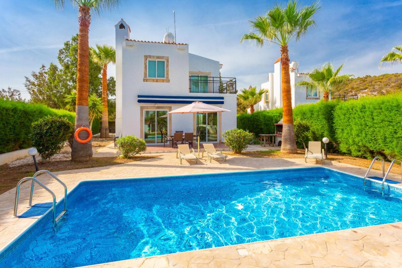 Villa Chrysanthemum